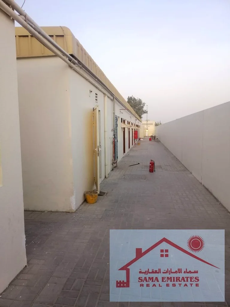 35 spacious rooms // independent camp // 2 blocks // Single storey -sandwich panel // main road // Sajja64058676874755111