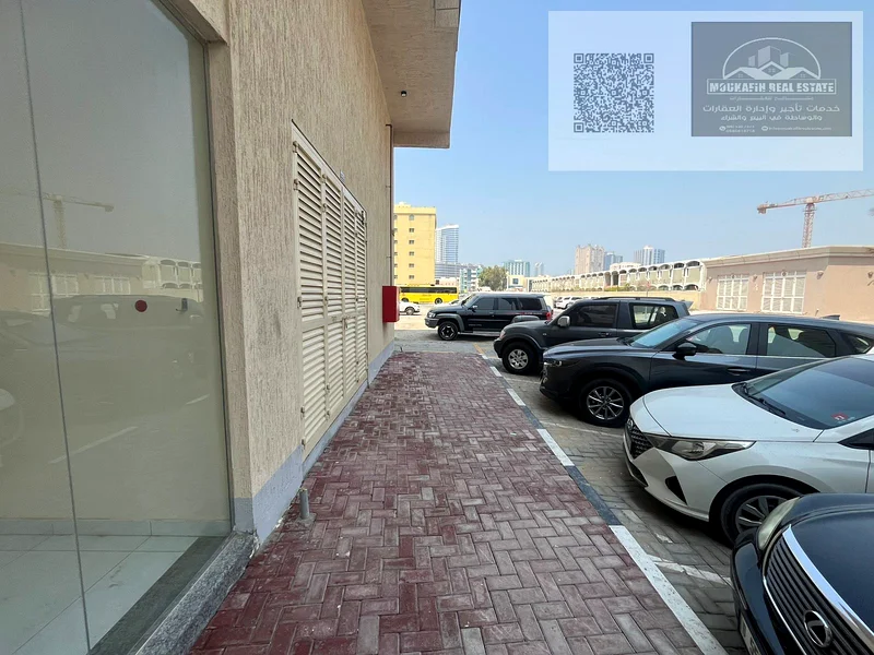 إيجار سنوي بقيمة 45,000 درهم – متجر تجاري مجهز في ليوارة 2 بجانب بنك ADCB64072774738305112