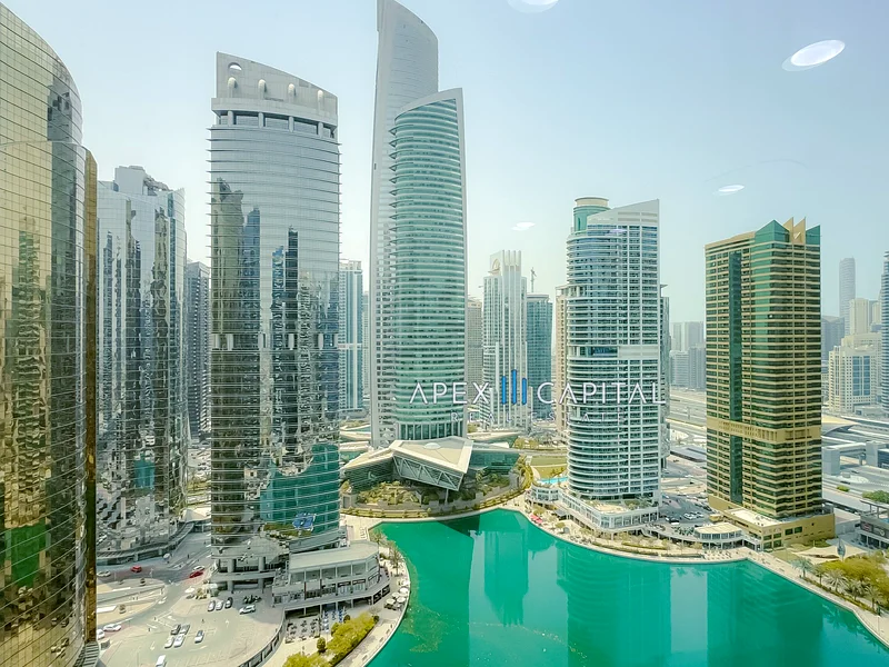 مساحة مكتبية بريميوم | إطلالة كاملة على البحيرة | 4 أماكن وقوف سيارات64071015623041110