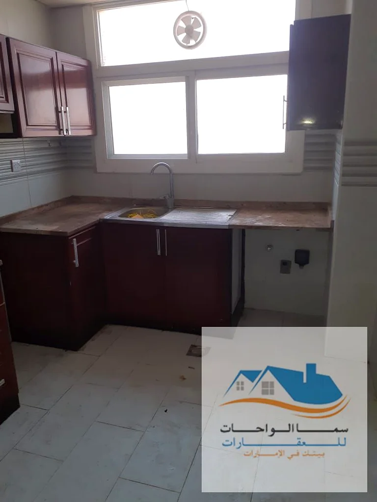 منطقة المصلى، منطقة الغرب، خلف جراند مول، تتكون من غرفة وغرفة معيشة مع64204291254401112