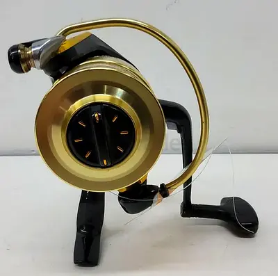 PENN 8000  USA FISHING REEL