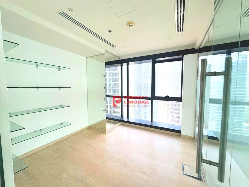 Fully Fitted | Portioned Office | 1 Parking64071282480643113
