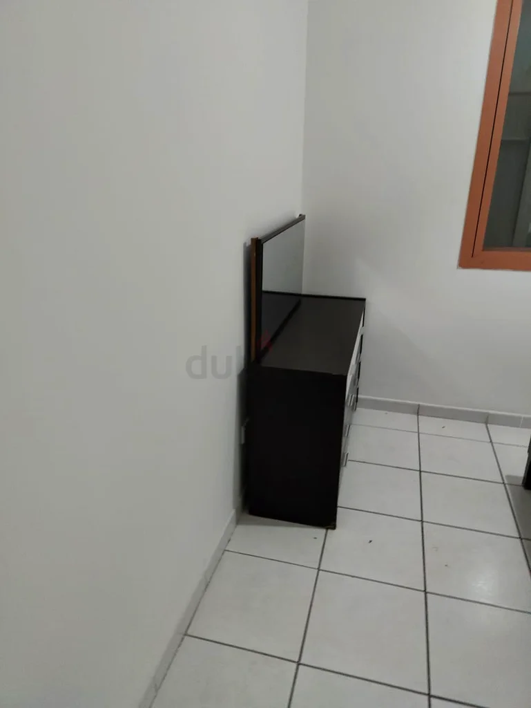غرفة نوم رئيسية متاحة للإيجار64054721506433112