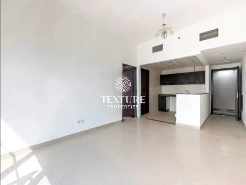 طابق عالي | شقة مثالية للإيجار في JVC | غير مؤثثة64207436952449113