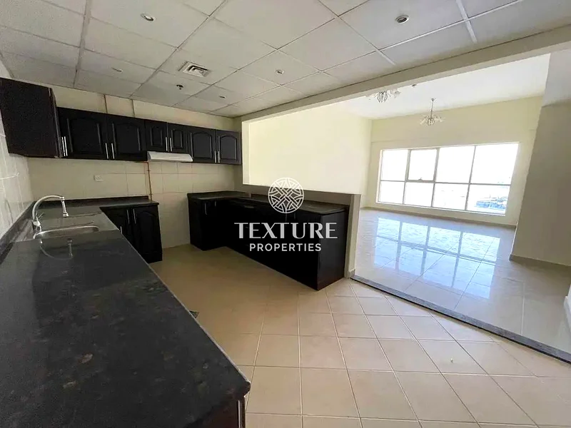 طابق عالي | شقة مثالية للإيجار في JVC | غير مؤثثة64207436952449110