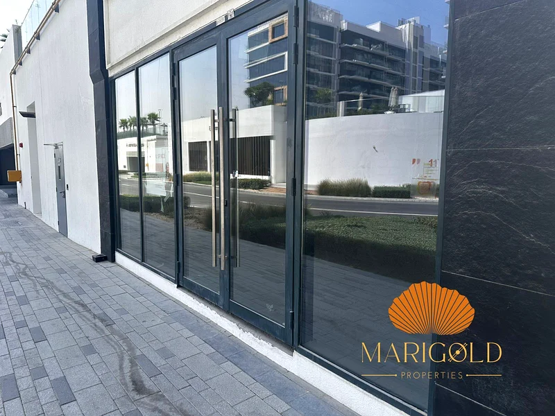 هيكل ونواة | مواجه للطريق | رؤية عالية |64064701449986111