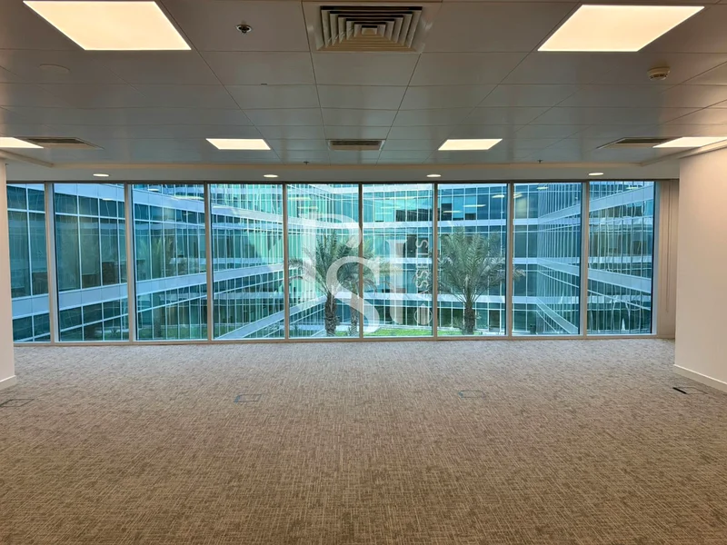 4 مدفوعات | موقع متميز | شاغر64062257674883110