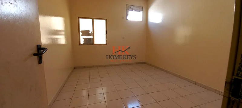 سكن موظفين واسع ومحفوظ جيدًا في القوز64065596052097114