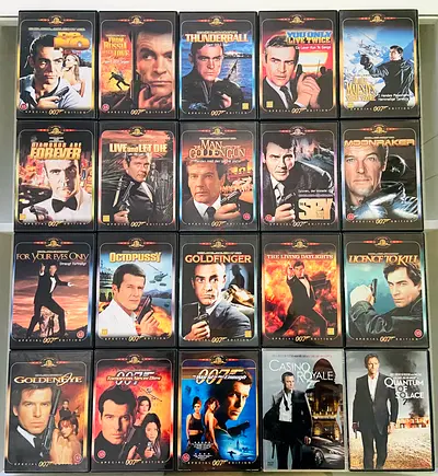 20 James Bond Movie DVD’s Collector’s Set
