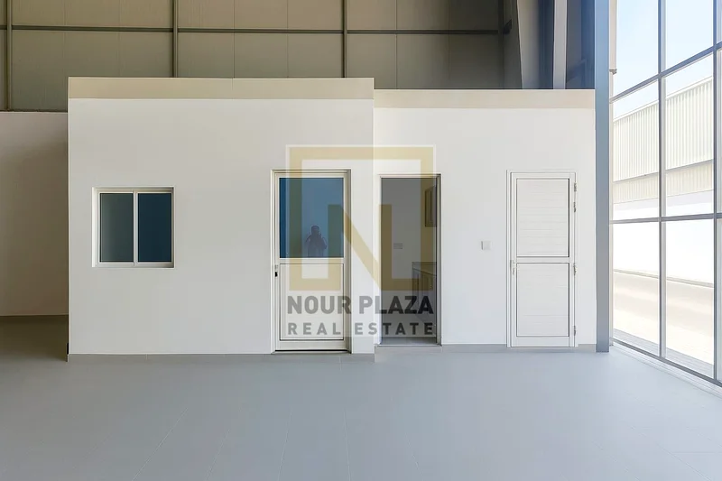 Ideal Premium Warehouse  with Versatile  storage located at demanded area Icad 2.64061820485379114