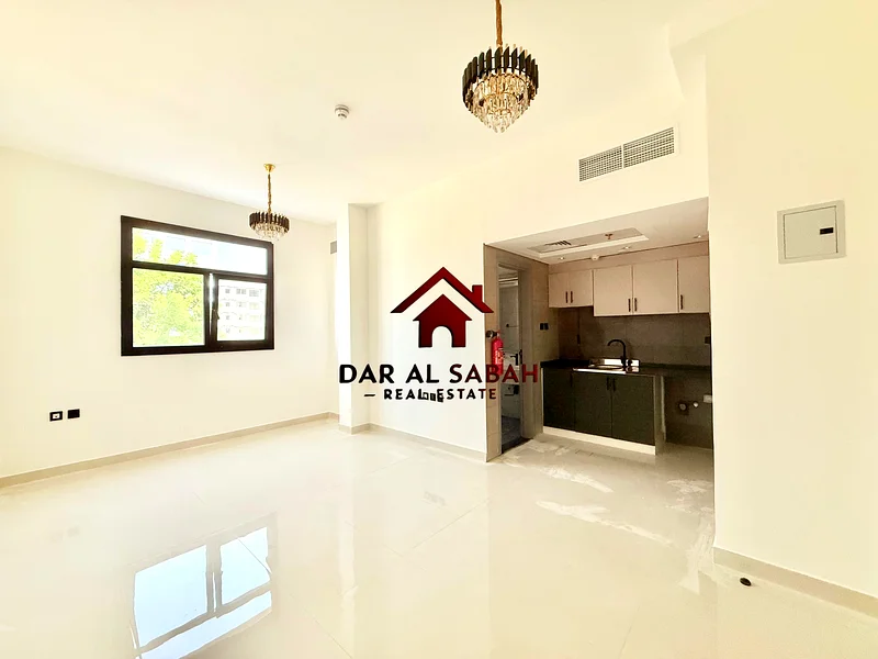 ستوديو محدود، تخطيط جميل مع مطبخ وحمام منفصلين، فقط عدد قليل من الاستوديوهات متاحة64187215275650110