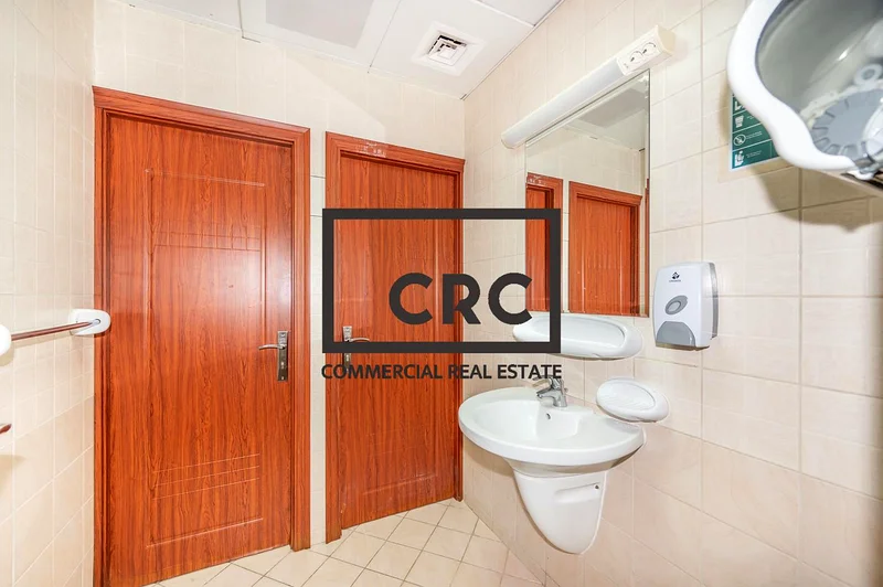 Fitted | 160.3 sqm I  2 Parking | 6 Partitions64061929978882114