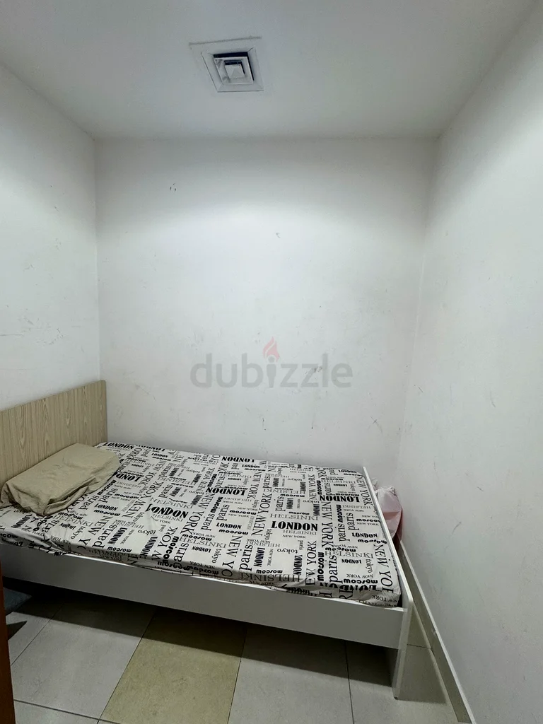 شقة مريحة متاحة للمشاركة بالقرب من الغبيبة64057032679299114