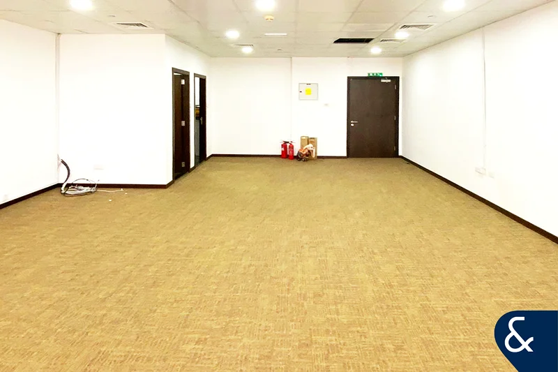 Fitted Office | Gold Tower | JLT64072344440705111