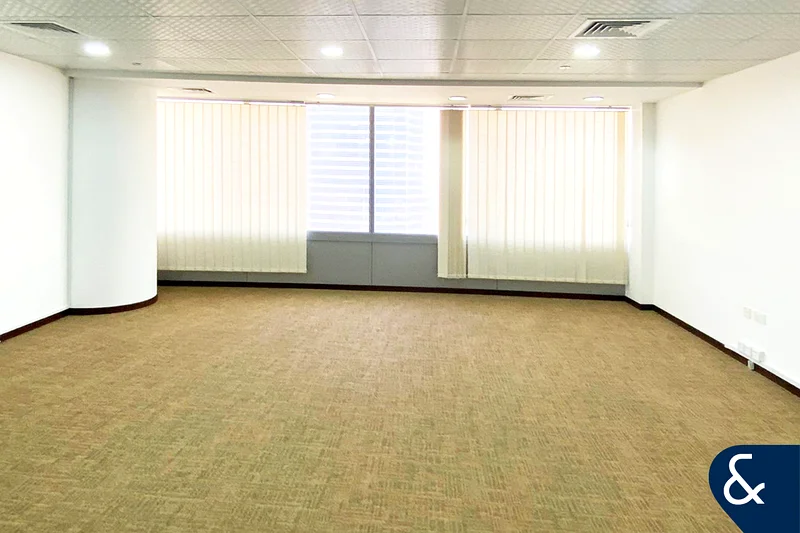Fitted Office | Gold Tower | JLT64072344440705113