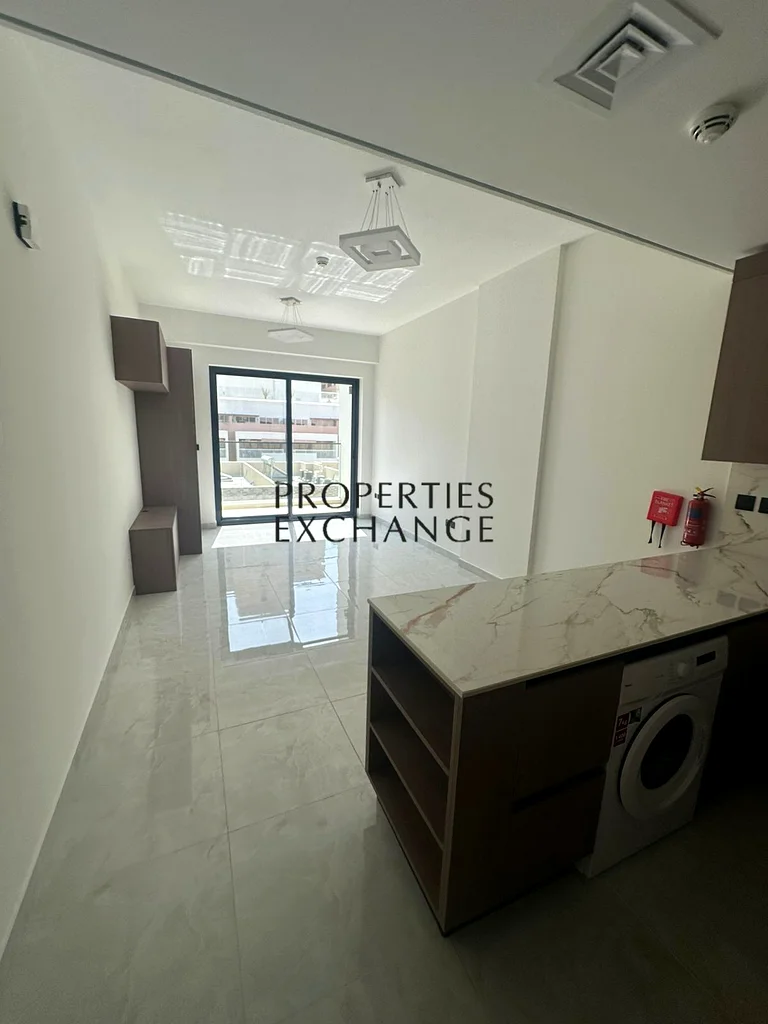 MODEREN STUDIO | SEMIFURNISHED | READY TO MOVE |64179183013249114