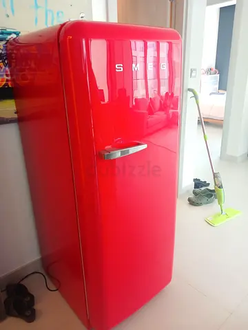 Smeg Retro Style Fridge Red Color