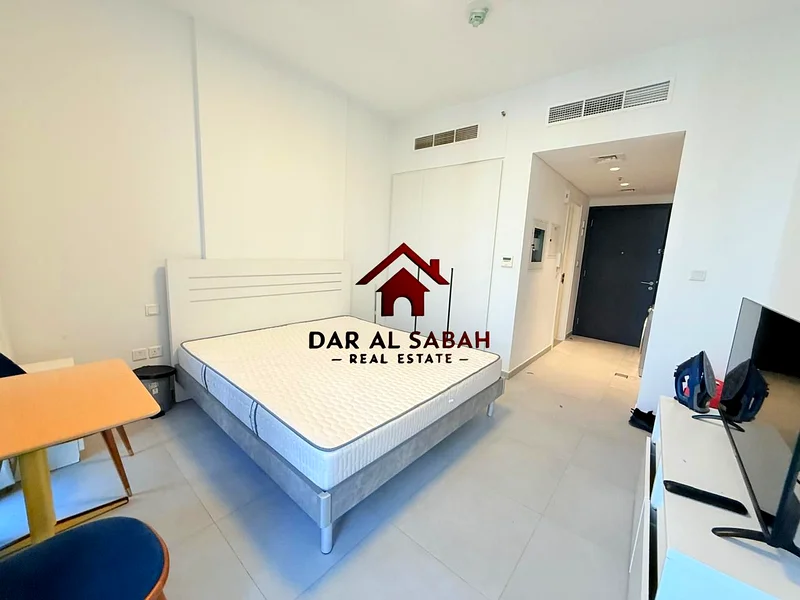 Ready To Move | Fully Furnished | With Gym Pool Parking!64202882720771112