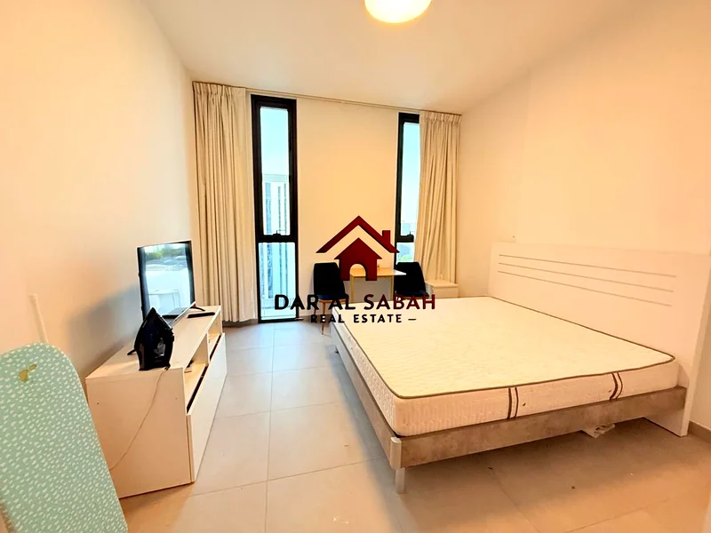 Ready To Move | Fully Furnished | With Gym Pool Parking!64202882720771111