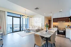 Skyline Views | Luxury Furniture | Bright unit