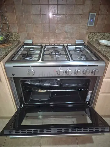 Stainless Steel Gas Range - Cook in Style!