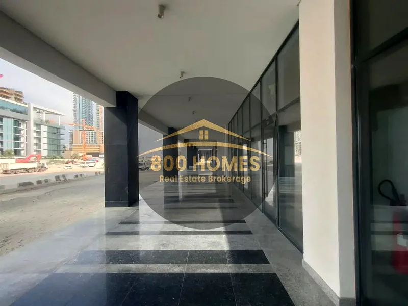 محل تجزئة | موقع متميز | واسع | ريفييرا64065146470659110