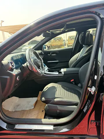 صورة مصغرة 10 لـ 2025 Mercedes-BENZ C-CLASS