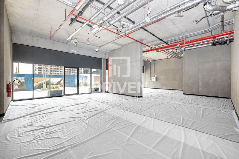Brand New Retail | Canal View | Huge Layout64062478951041111