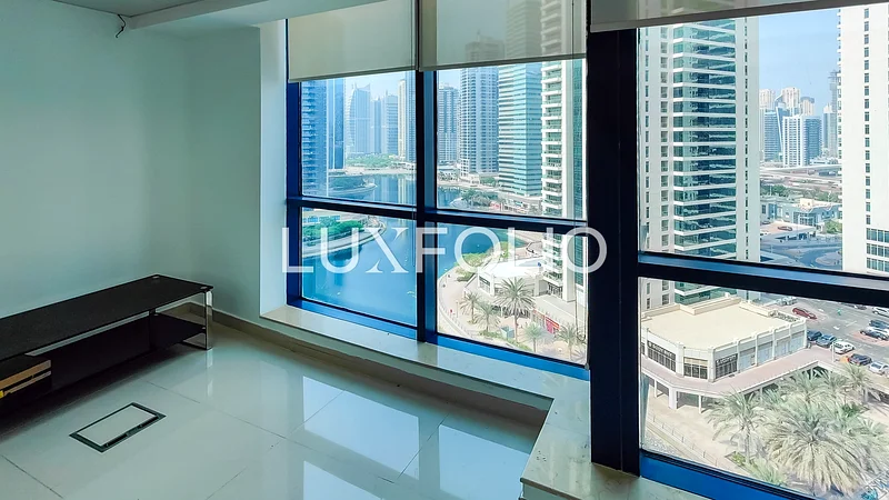 FURNISHED | NICE FITOUT | NEAR METRO64072451440899114
