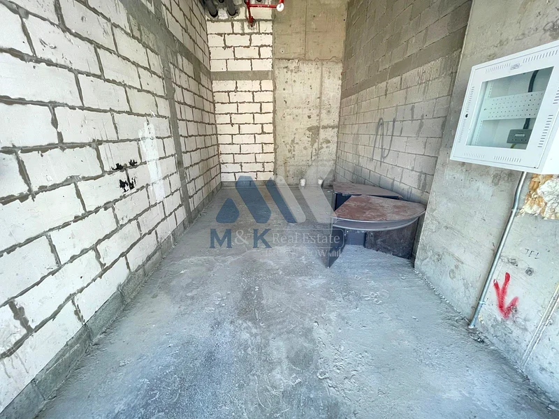 Chiller Free / Lagoon Facing / Prime Location64065259534211114