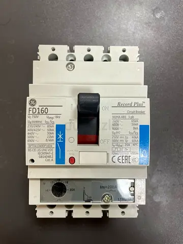 GE MCCB – 20A