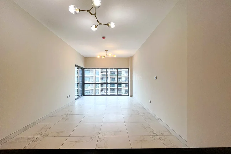 واسع | مجتمع عائلي | قريب من المرافق64213011526401110