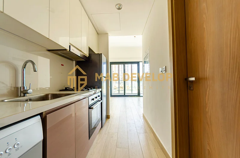Luminous Unit | Perfect Layout | Ready to Move-In64152702537091111