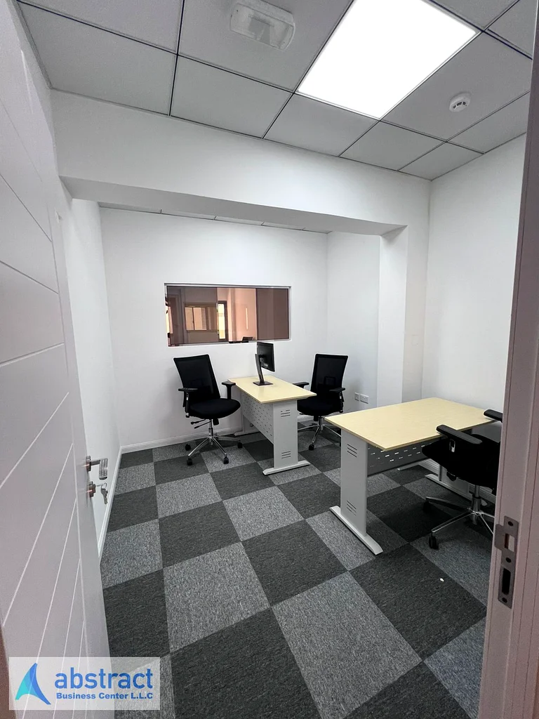 BUSINESS CENTER // MAIN ROAD // EASILY ACCCESIBLE // DEWA INCLUDED // EJARI SERVICES //64072555876098110