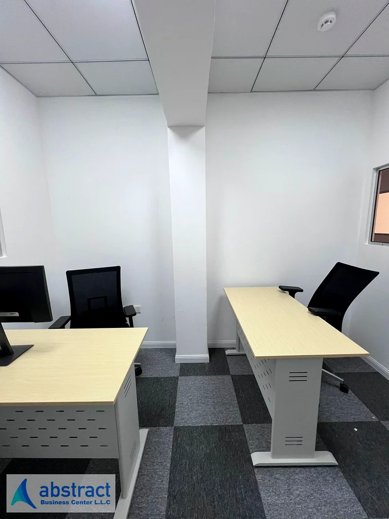 BUSINESS CENTER // MAIN ROAD // EASILY ACCCESIBLE // DEWA INCLUDED // EJARI SERVICES //64072555876098112