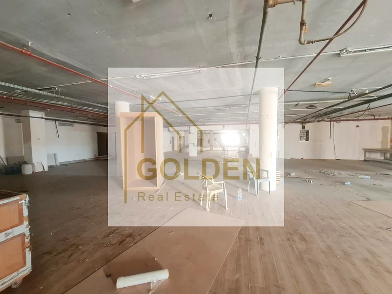 Showroom/Warehouse for Rent – Al Jurf Industrial 2 (22,000 sq. ft.)64073786783361114