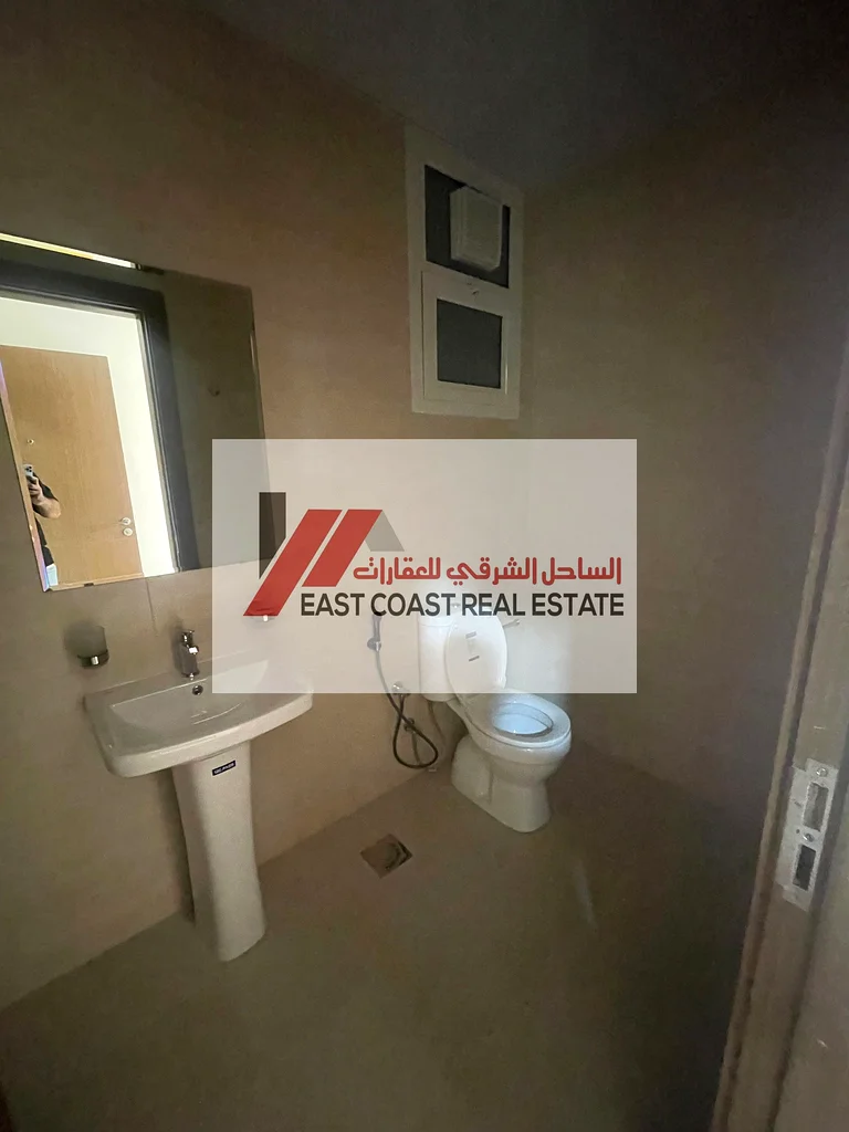 شقة واسعة من غرفة نوم واحدة للإيجار – الحيل، الفجيرة*64224272978433111