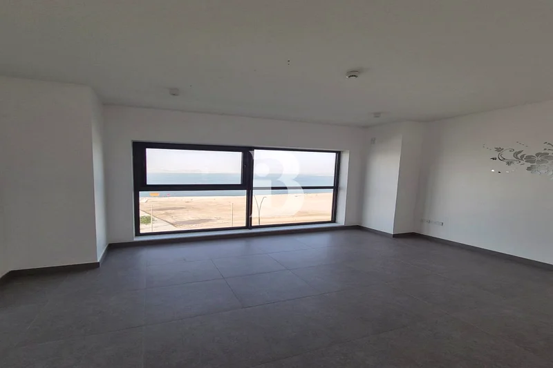 Ready to move-in | Luxury Living| Prime Location64053189401090112
