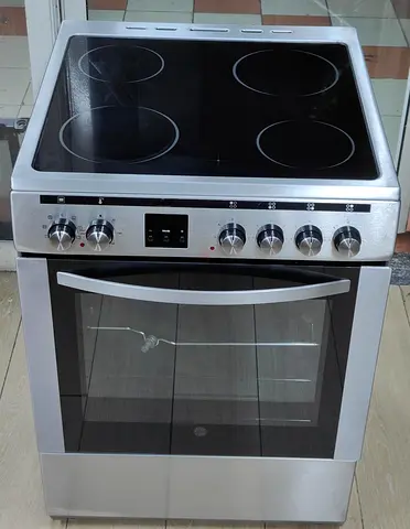 Hoover full electric cooker 60cm in excellent condition