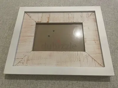 Charming Vintage-Style Photo Frame