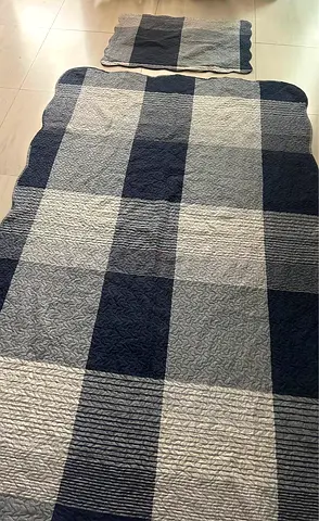 Elegant bed spread single size