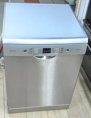 Bosch Series 4 dishwasher 3 rack in excellent condition