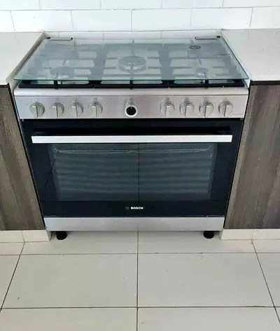 Bosch 90x60cm Gas Cooking Range Like New Condition stainless steel