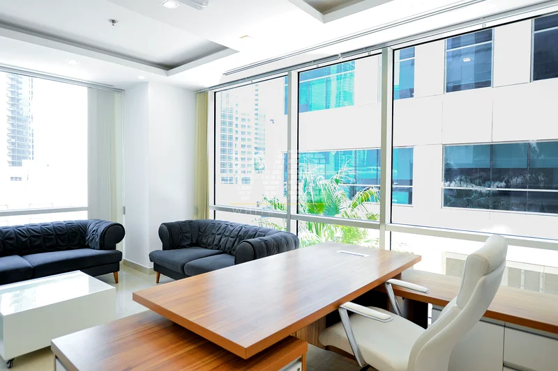 Vacant | Furnished | Prime Location64069202557697114