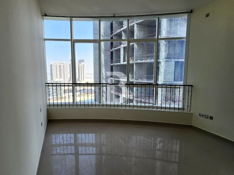 Vacant | Charming Studio | Elite Unit | Prime64052219950211112