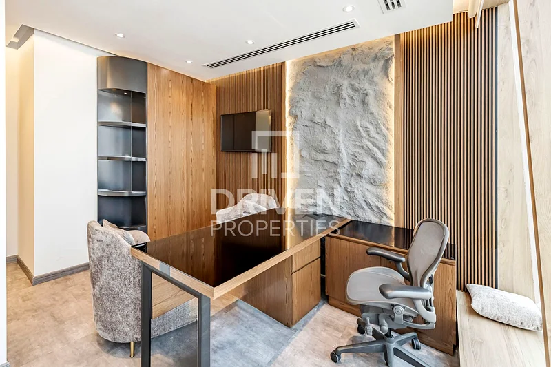 Luxurious and Fitted | Canal View | High Floor64068119024898110