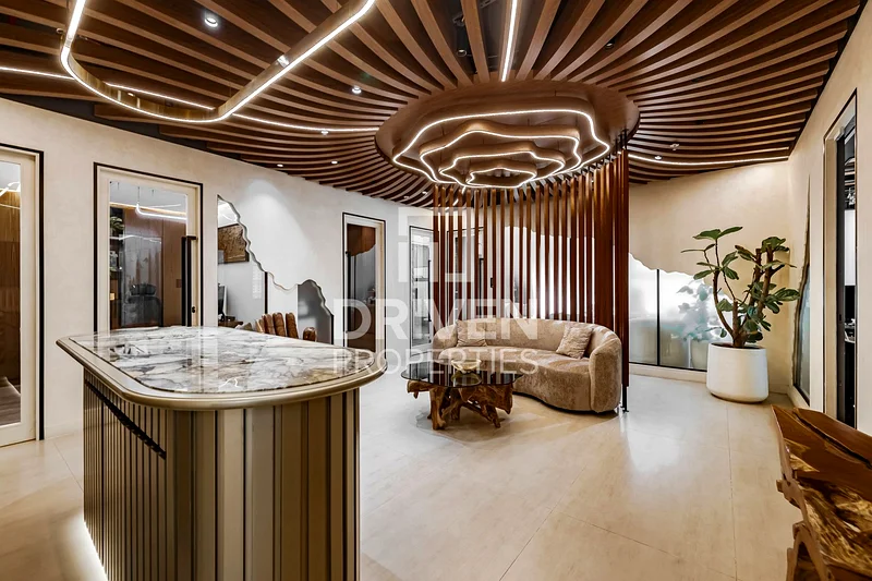 Luxurious and Fitted | Canal View | High Floor64068119024898113