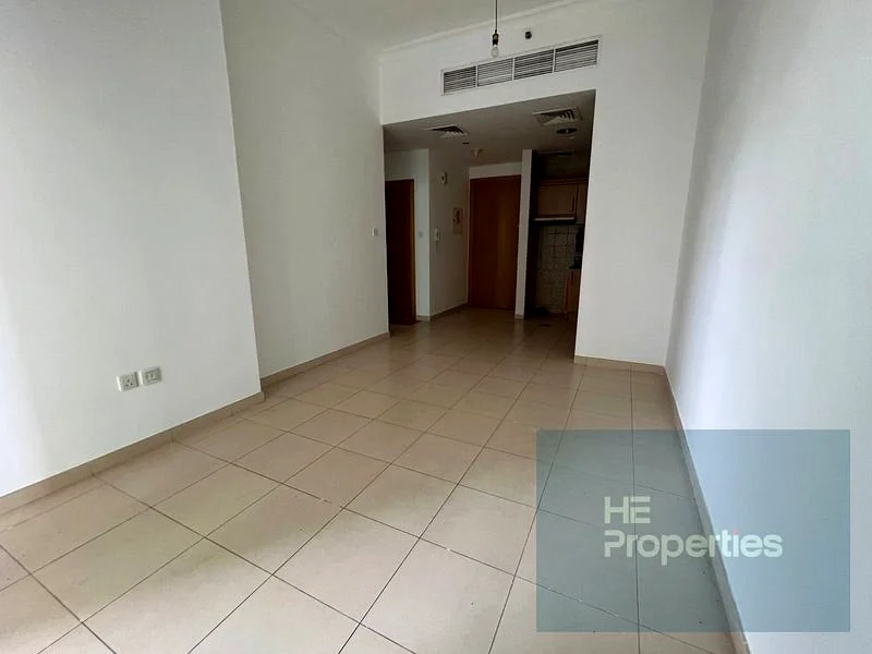 جاهز للانتقال | إطلالة على برج وخليج | موقع جيد64208946716673114