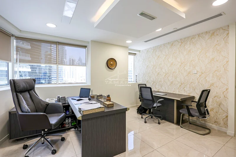 Spacious Layout | Prime Location I Furnished64068978734339112