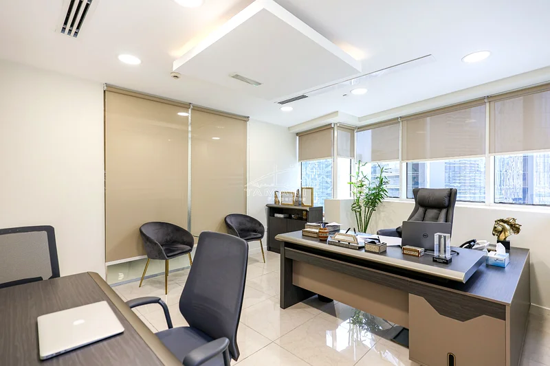 Spacious Layout | Prime Location I Furnished64068978734339110